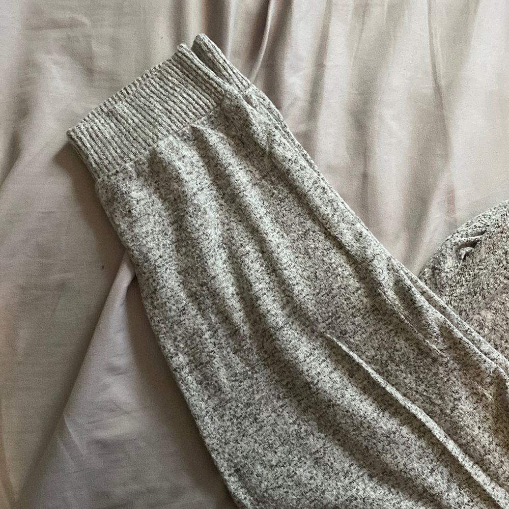 White joggers